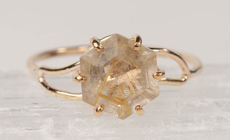 Rutilated Quartz Wavy Kassia Ring