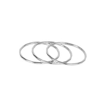 Load image into Gallery viewer, Hammered Ring - 18g (thinner ring) - Set of 2