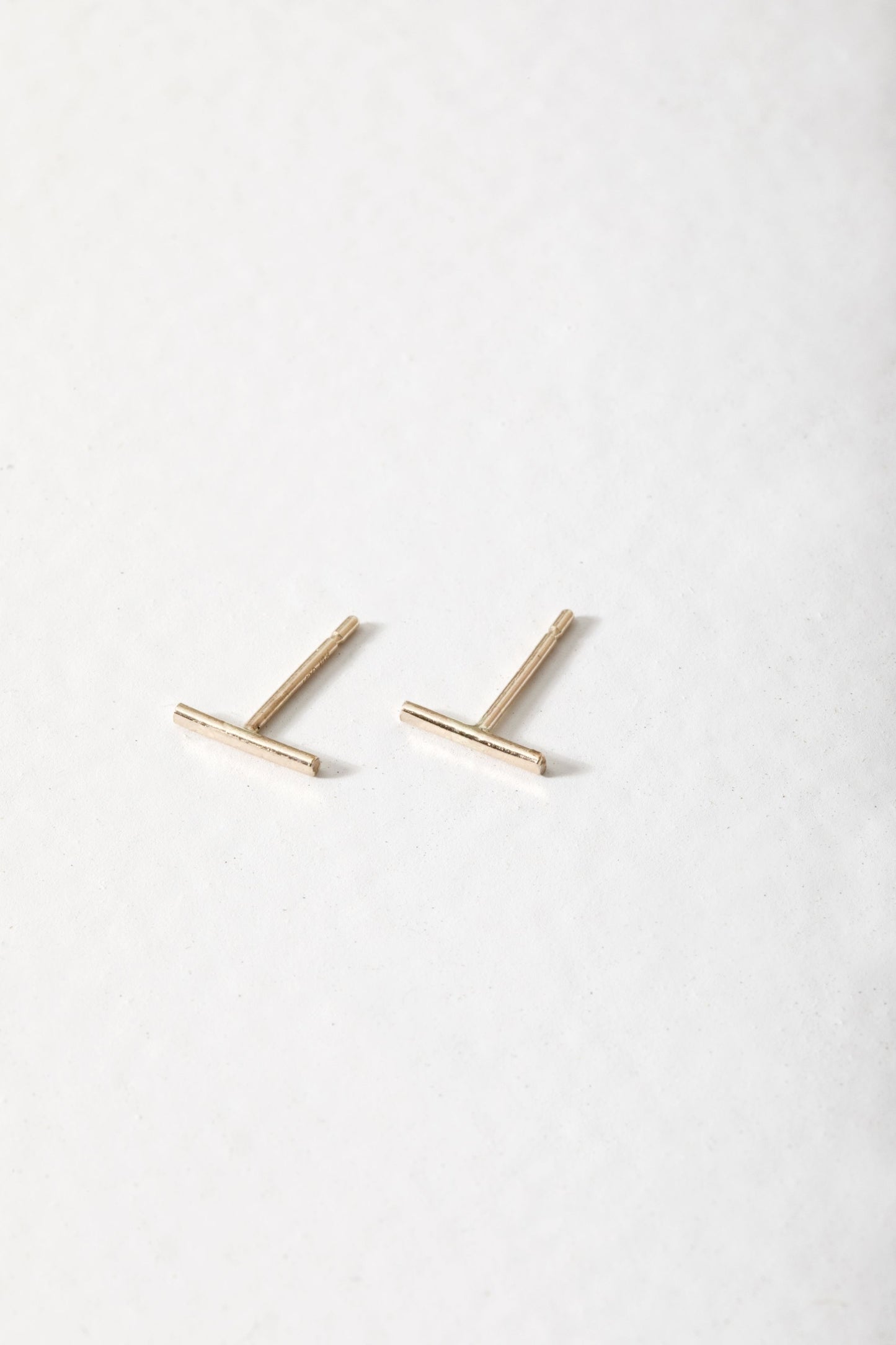 Bar Hammered Studs