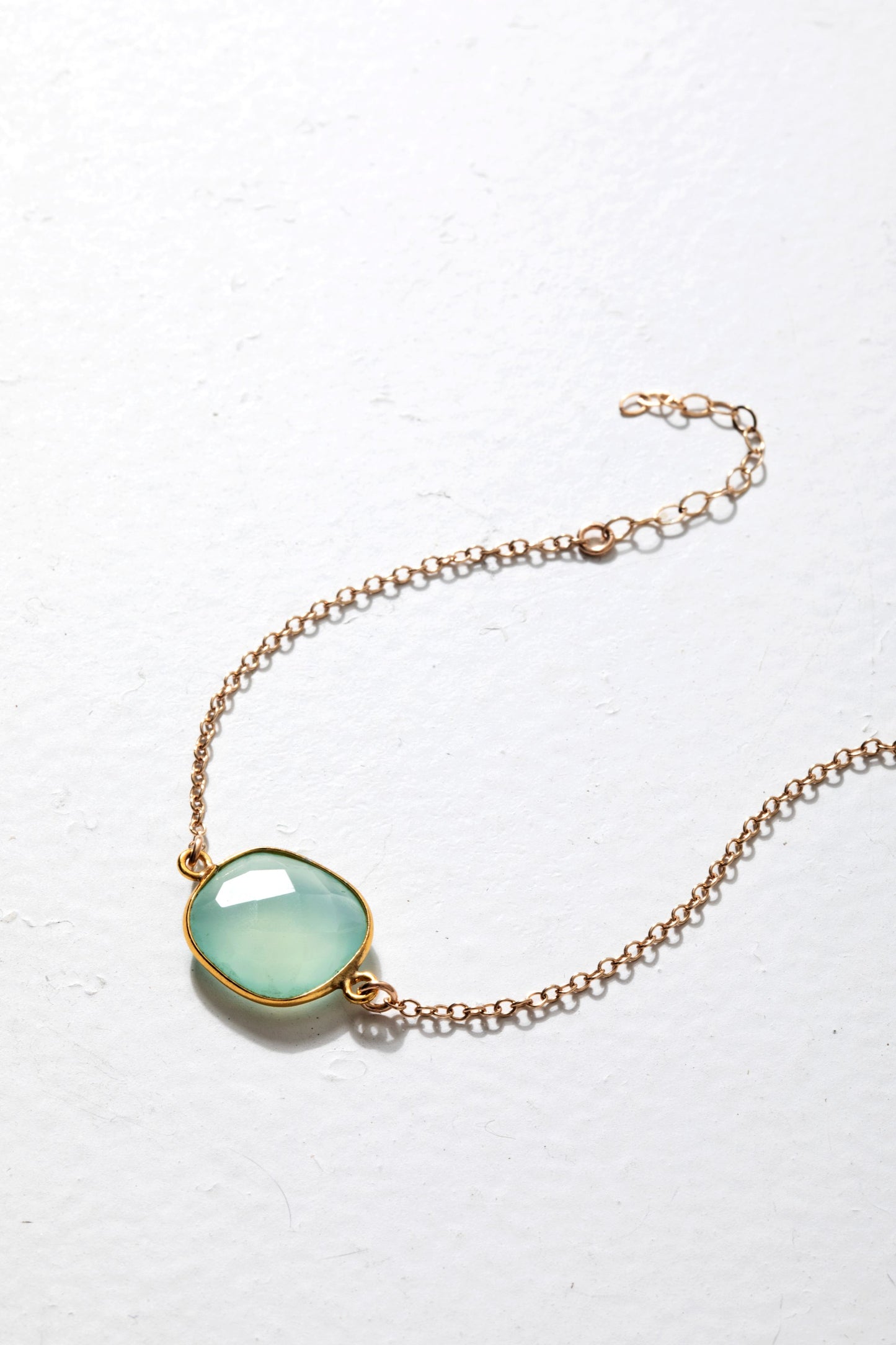 Sea Green Chalcedony Bracelet (Gold)